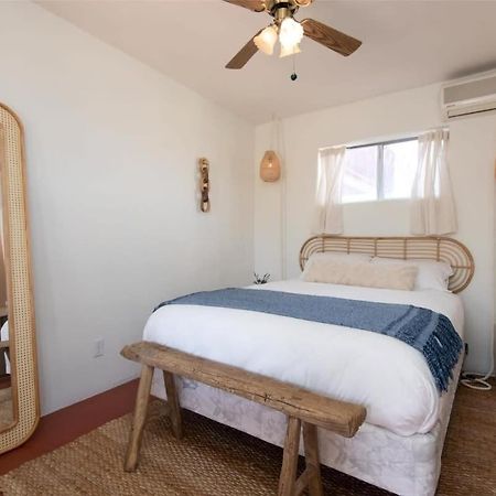 Renovated Lodge - Room 2 With Pool Access Joshua Tree Buitenkant foto