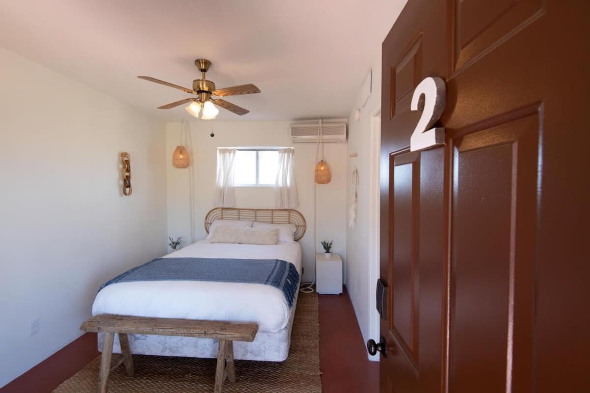 Renovated Lodge - Room 2 With Pool Access Joshua Tree Buitenkant foto