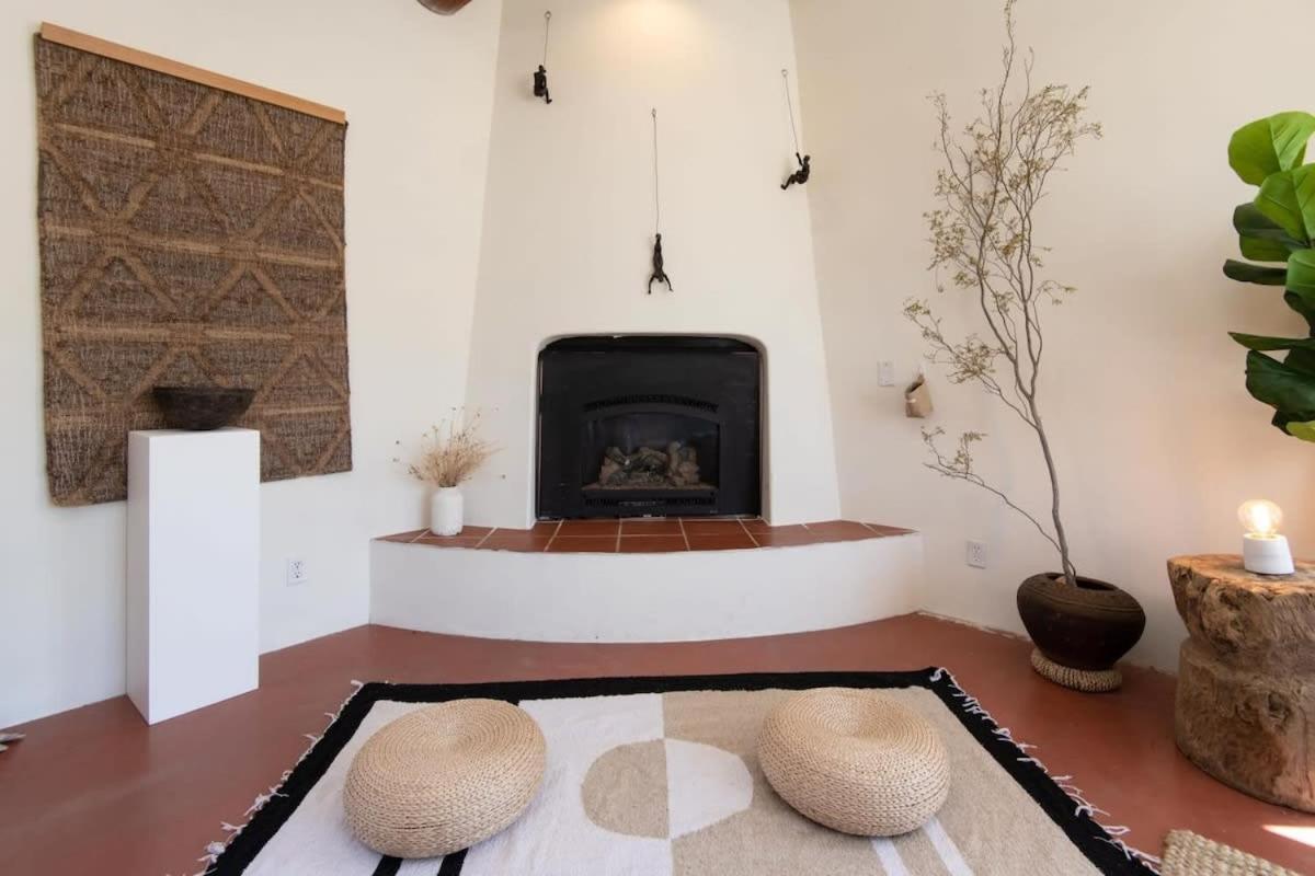 Renovated Lodge - Room 2 With Pool Access Joshua Tree Buitenkant foto