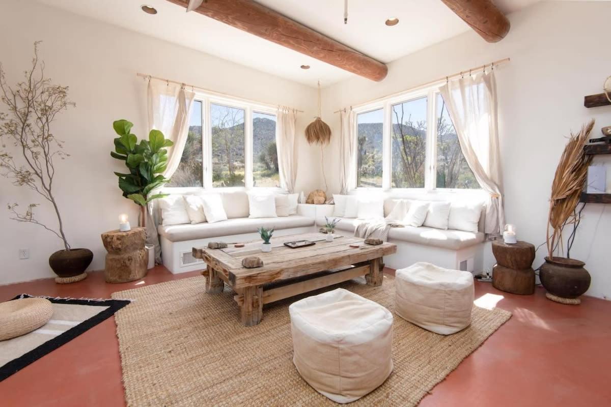 Renovated Lodge - Room 2 With Pool Access Joshua Tree Buitenkant foto